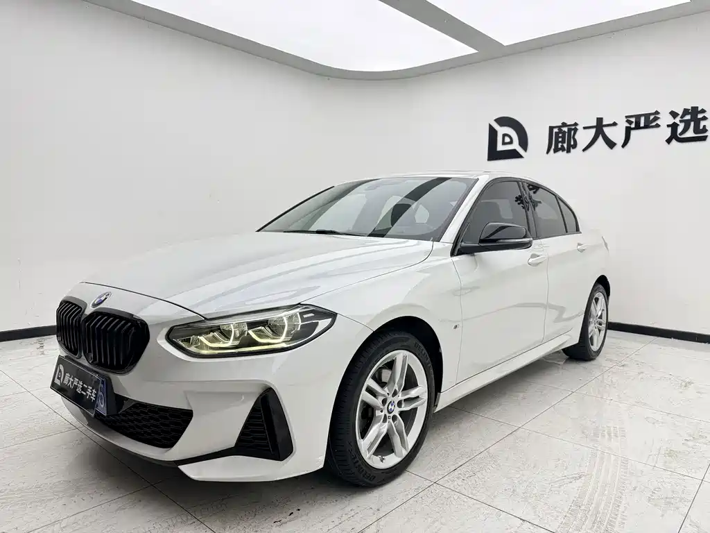 BMW 1 Series 2021 120i M Sports Night Edition купить на сайте DeffCars