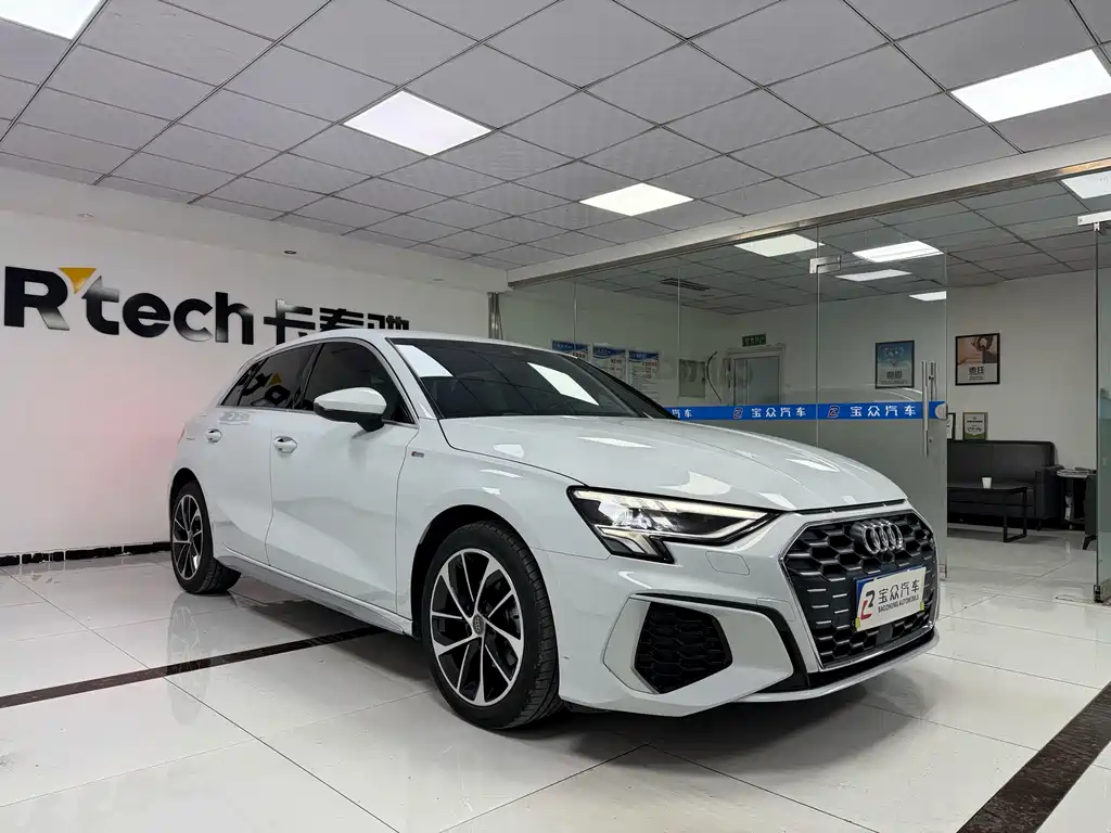 Audi A3 2021 Sportback 35 TFSI Enterprising and Elegant Model купить на сайте DeffCars