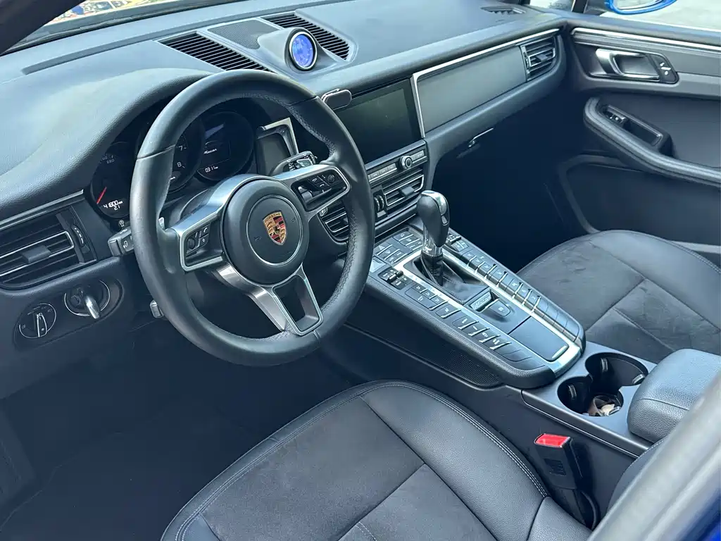 Macan 2020 Macan 2.0T купить на сайте DeffCars