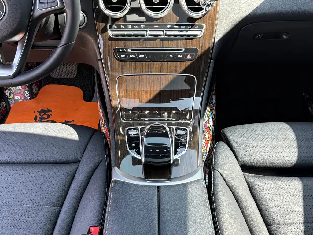 Mercedes-Benz GLC 2019 GLC 260 L 4MATIC luxury model купить на сайте DeffCars