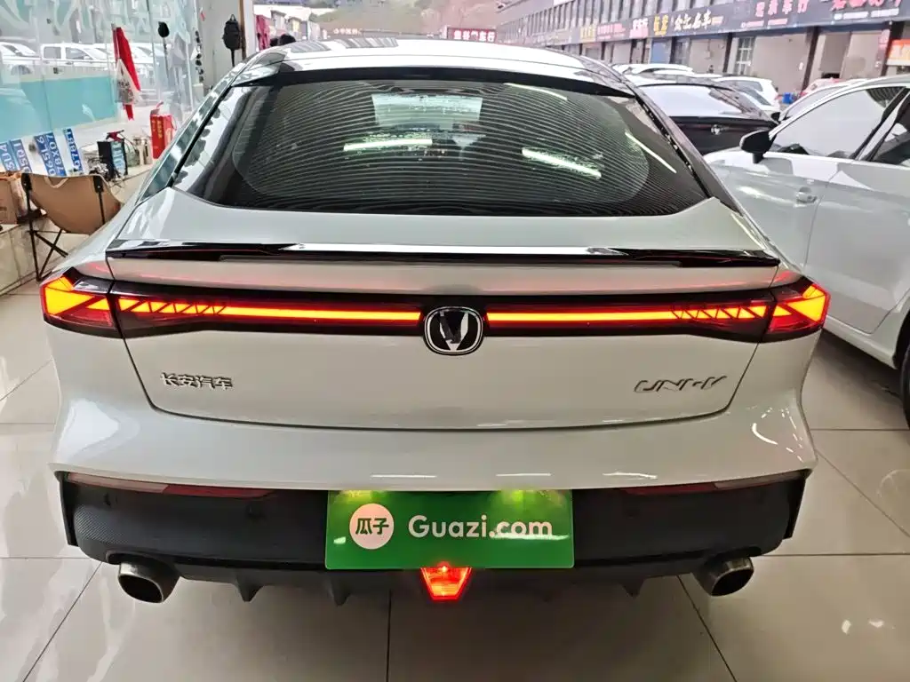 Changan UNI-V 2022 1.5T Excellent Type купить на сайте DeffCars