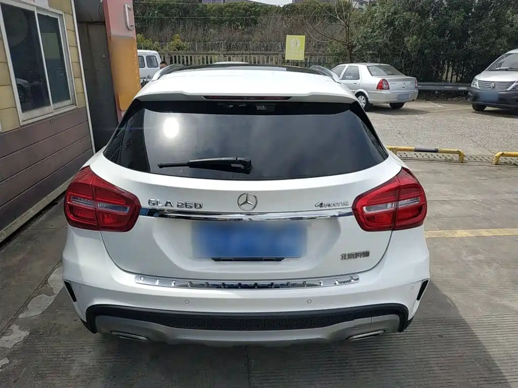 Mercedes-Benz GLA 2015 GLA 260 4MATIC sports model купить на сайте DeffCars