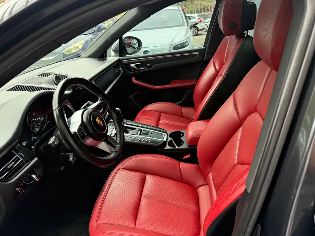 Macan 2020 Macan 2.0T купить на сайте DeffCars
