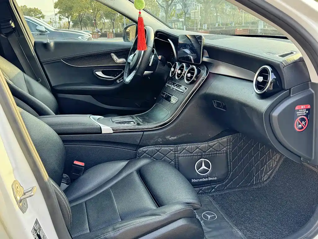 Mercedes-Benz C-Class 2021 C 200 L Fashionable Sports Edition купить на сайте DeffCars