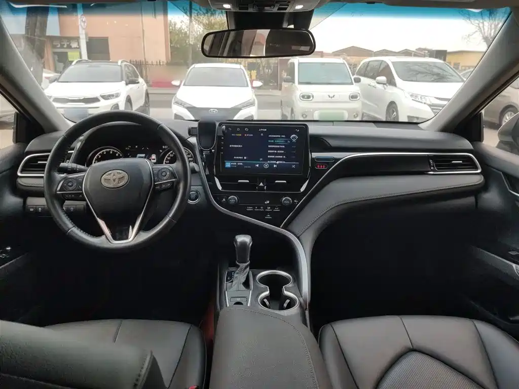 Camry 2021 2.0G Deluxe Edition купить на сайте DeffCars