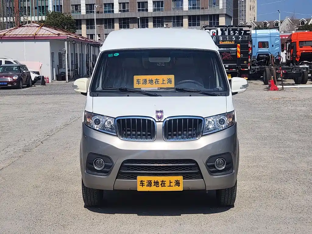 New Hiace X30L 2023 1.5L Fortune Edition Van 2/5 Seats Air-conditioned Version SWC15M купить на сайте DeffCars
