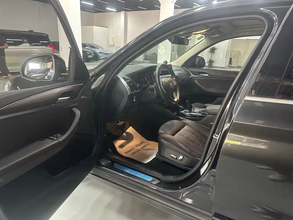 BMW iX3 2021 leading model купить на сайте DeffCars