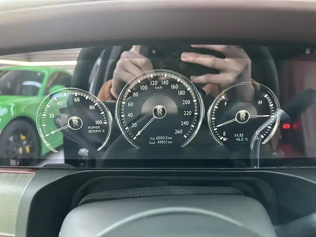 Ghost 2021 6.7T standard wheelbase version купить на сайте DeffCars