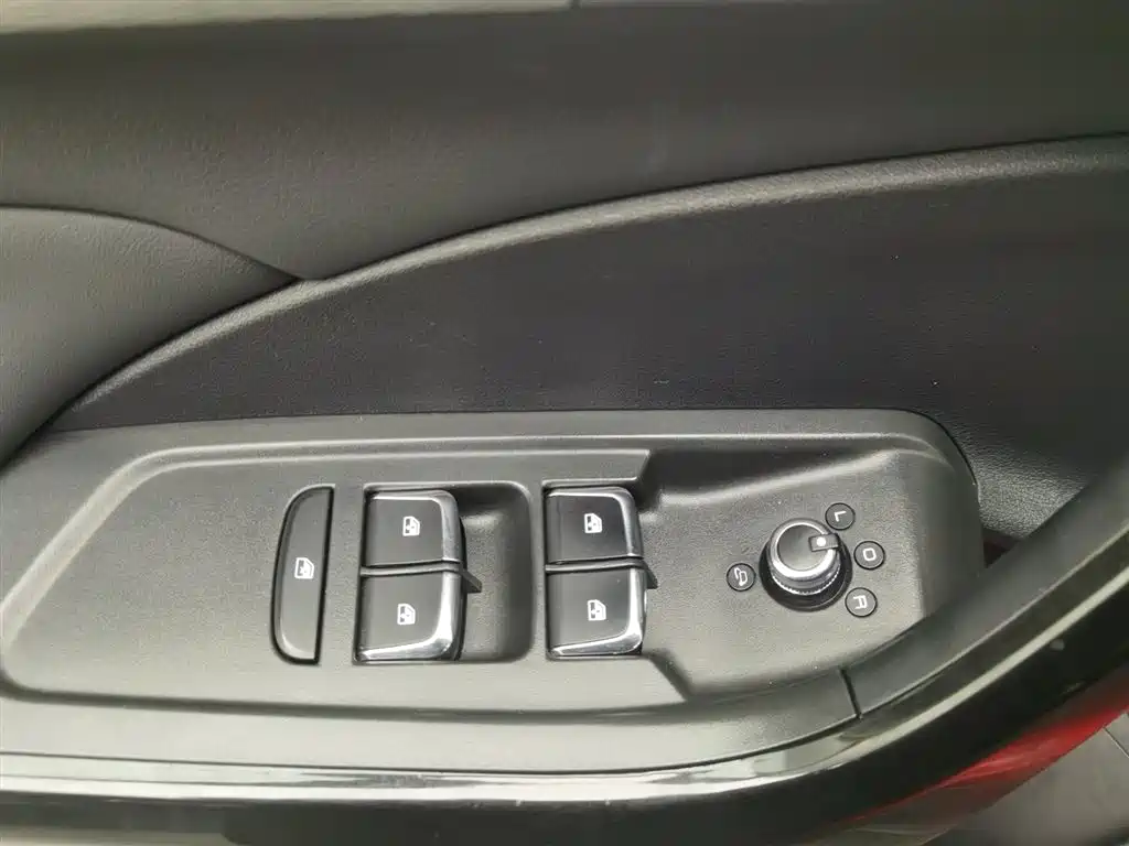 Dongfeng Fengshen AX7 2020 1.6T automatic AI flagship model National VI купить на сайте DeffCars