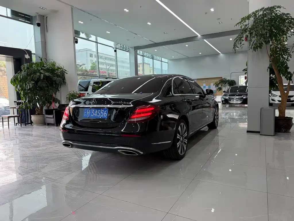 Mercedes-Benz E-Class 2016 E 300 L Fashion Model купить на сайте DeffCars