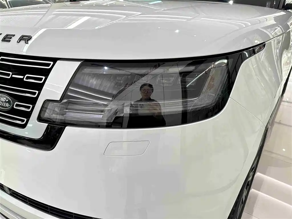 Range Rover 2023 3.0 L6 400PS Extended Edition купить на сайте DeffCars