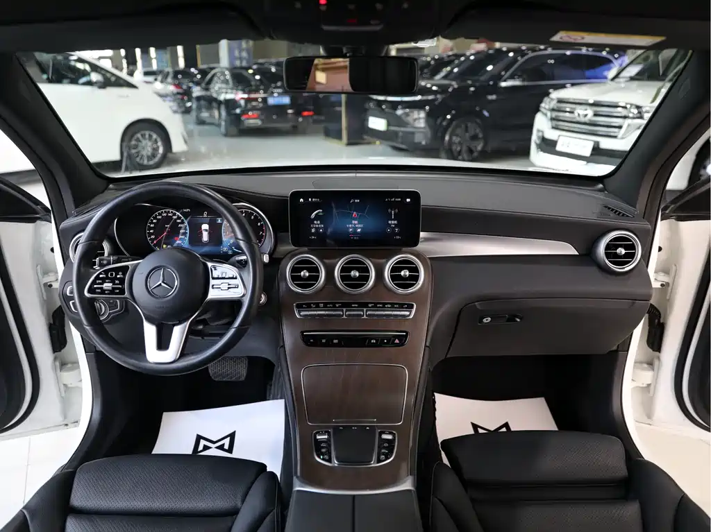 Mercedes-Benz GLC 2020 GLC 260 L 4MATIC luxury model купить на сайте DeffCars