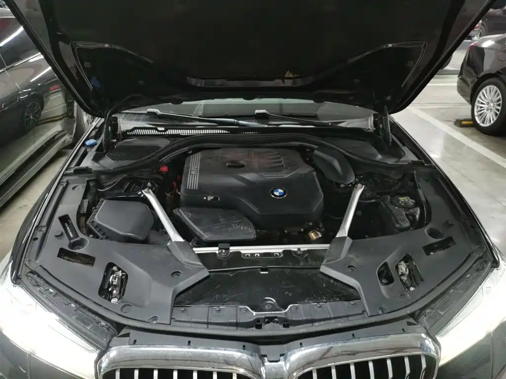 BMW 5 Series 2022 facelift 525Li M Sports Package купить на сайте DeffCars