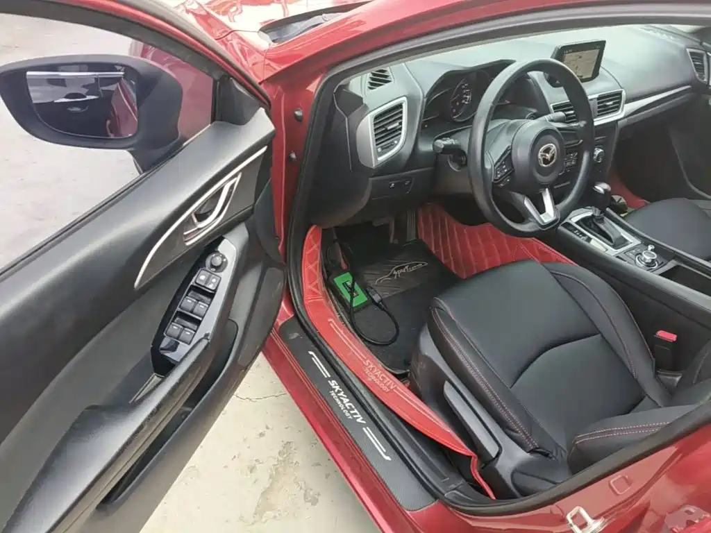 Mazda Axela 2017 sedan 1.5L automatic luxury model National V купить на сайте DeffCars