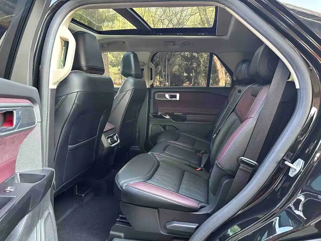 Explorer 2023 EcoBoost 285 four-wheel drive titanium version 7 seats купить на сайте DeffCars