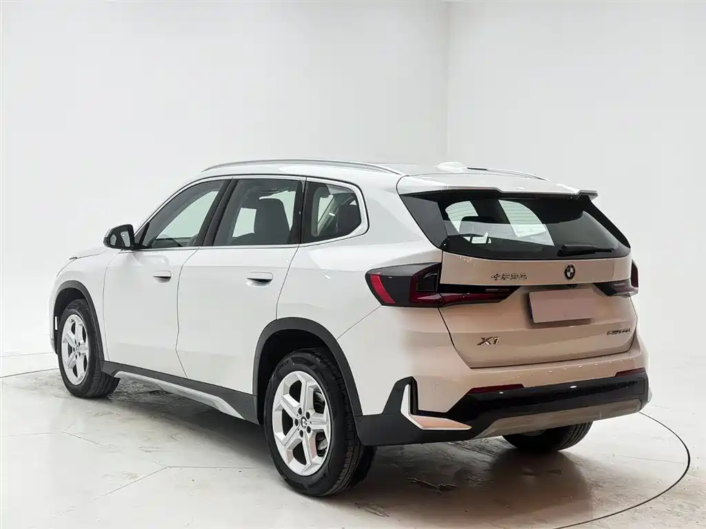 BMW X1 2023 sDrive20Li X Design Package купить на сайте DeffCars