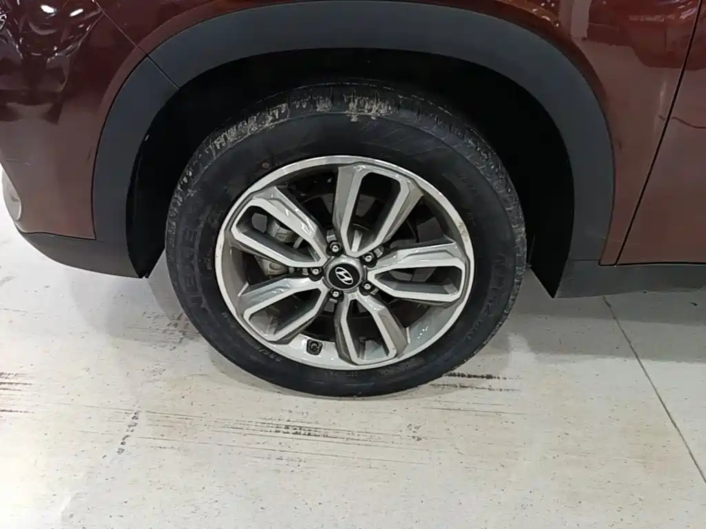 Beijing Hyundai ix35 2019 2.0L automatic two-wheel drive Zhiyong·Enjoy Edition National V купить на сайте DeffCars