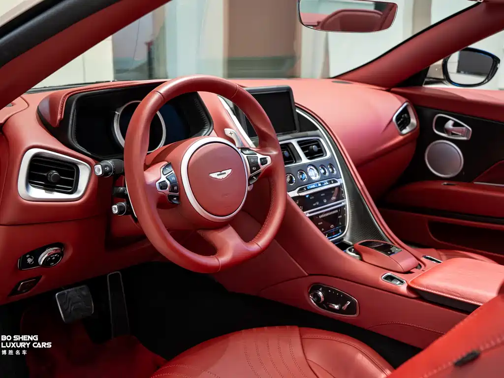 Aston Martin DB11 2019 4.0T V8 Volante купить на сайте DeffCars
