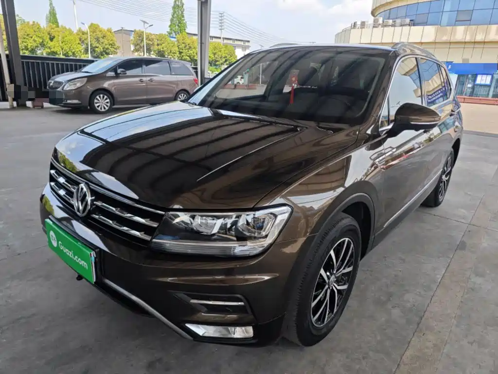 Tiguan L 2018 330TSI automatic two-wheel drive luxury version купить на сайте DeffCars