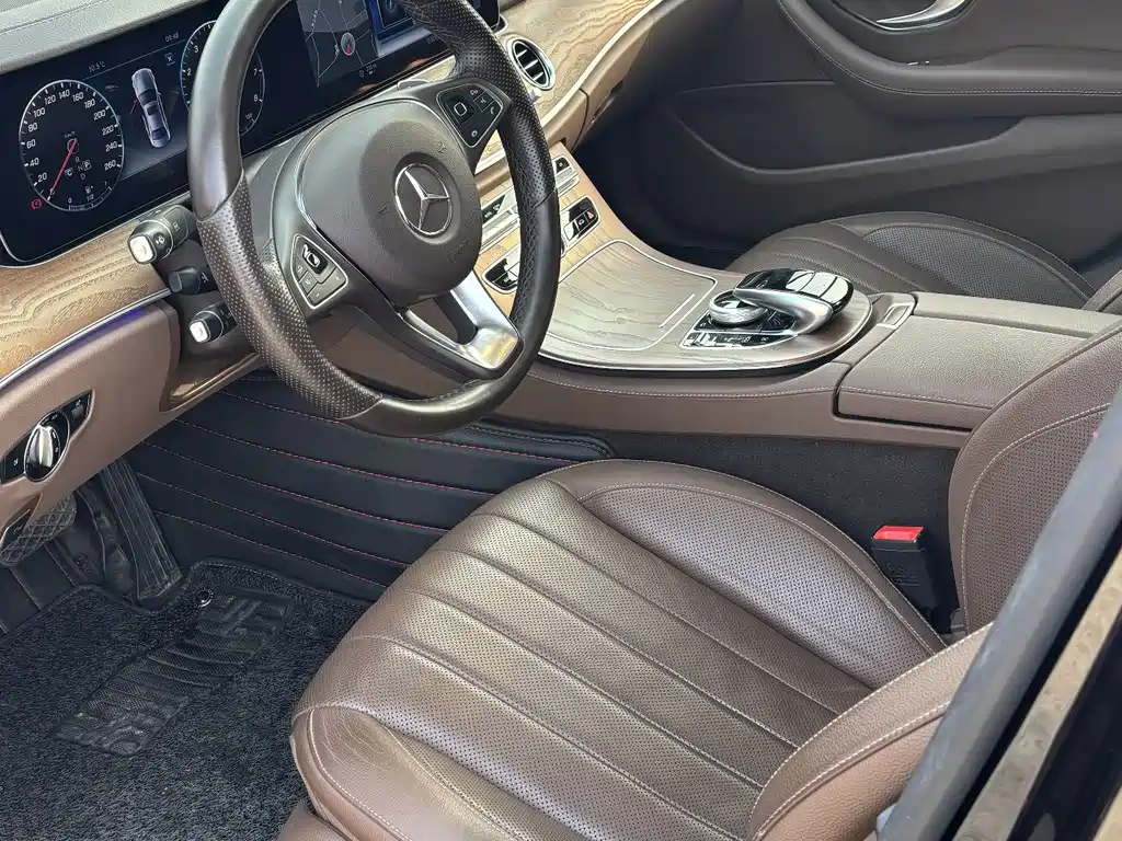 Mercedes-Benz E-Class 2018 E 300 L Luxury Model купить на сайте DeffCars