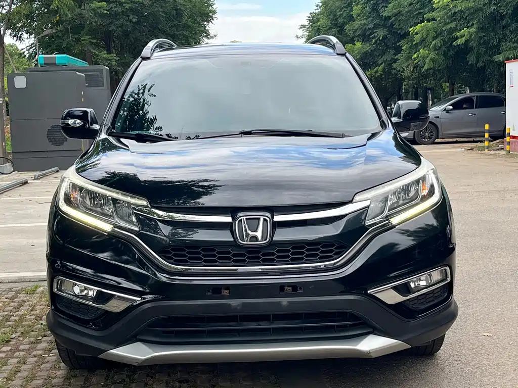 Honda CR-V 2015 2.0L 2WD Fashion Edition купить на сайте DeffCars