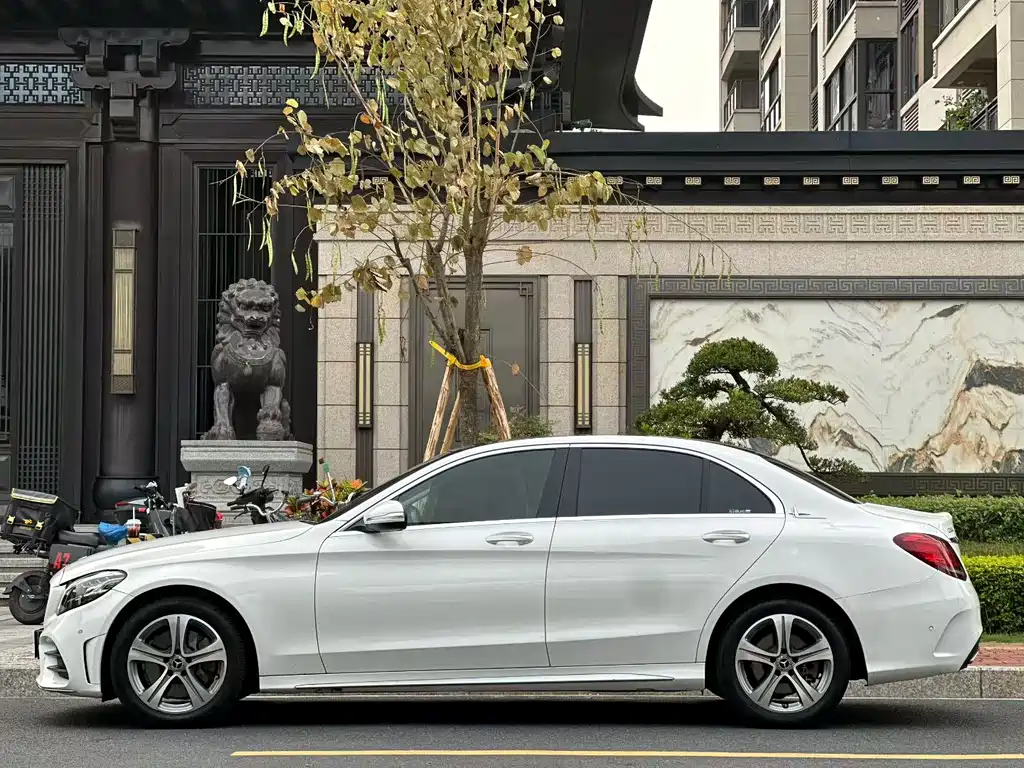 Mercedes-Benz C-Class 2019 C 260 L Sports Edition купить на сайте DeffCars