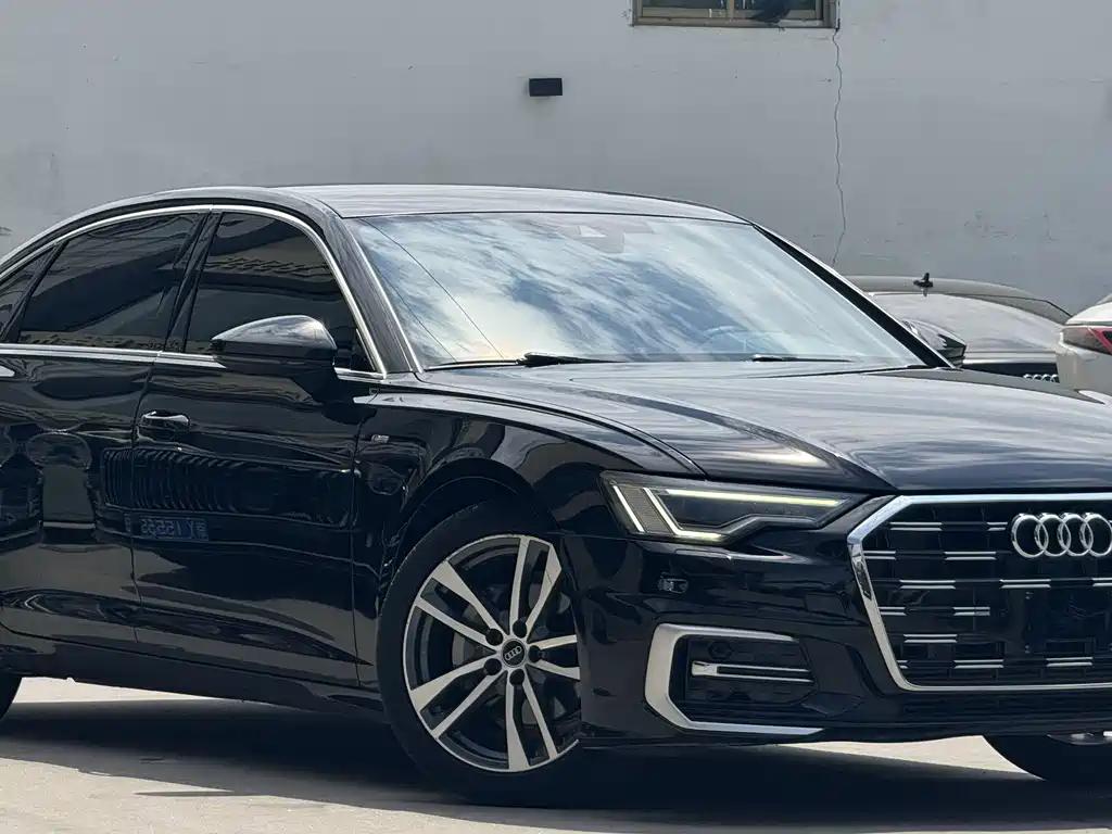Audi A6L 2023 Modified 40 TFSI Luxury Dynamic Edition купить на сайте DeffCars