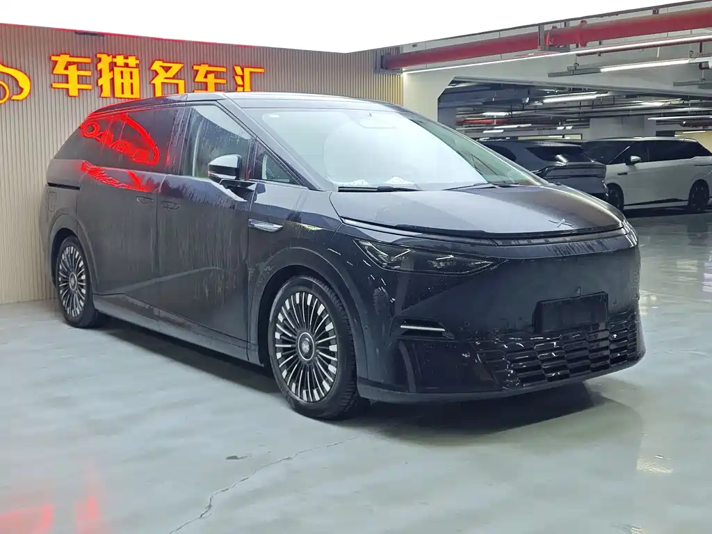 Xpeng X9 2025 pure electric 740 long battery life Max купить на сайте DeffCars