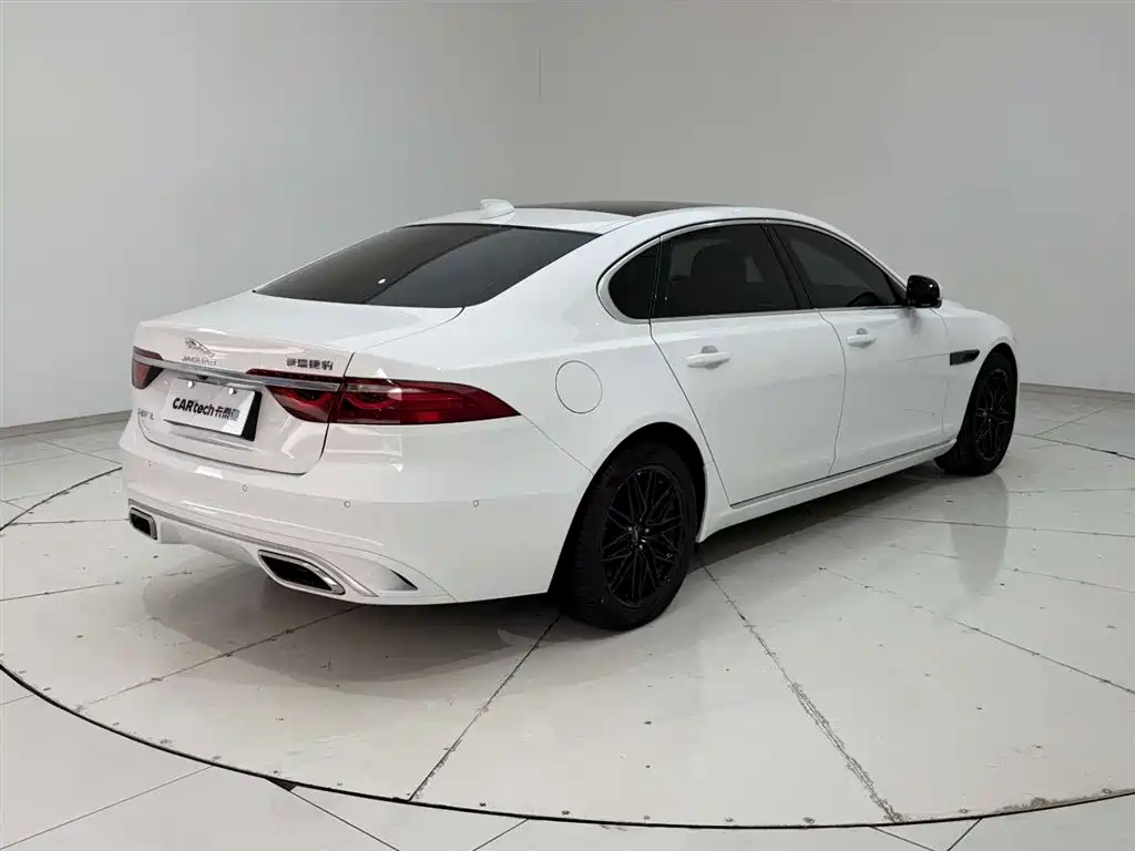 Jaguar XFL 2023 XFL 2.0T P200 2WD Elite Deluxe Edition купить на сайте DeffCars