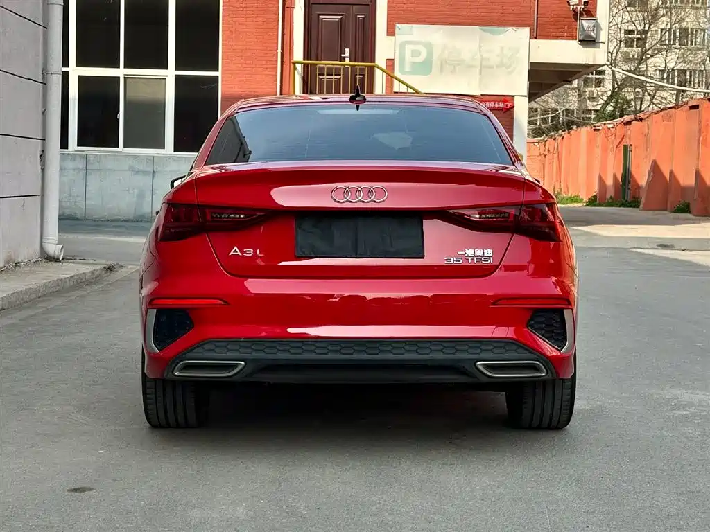 Audi A3 2022 A3L Limousine 35 TFSI Fashionable and Sporty купить на сайте DeffCars