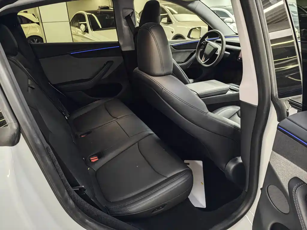 Model Y 2025 rear-wheel drive version купить на сайте DeffCars