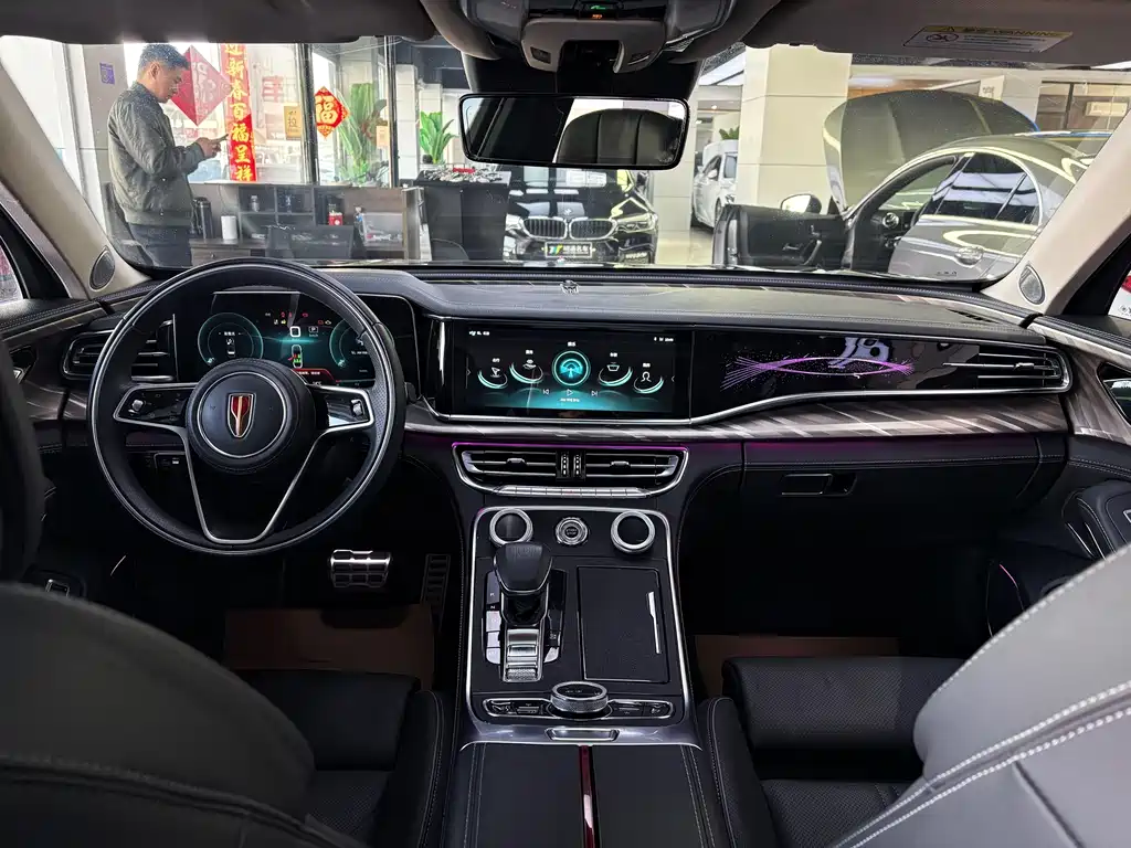 Hongqi H9 2020 2.0T Zhilian Flagship Edition купить на сайте DeffCars