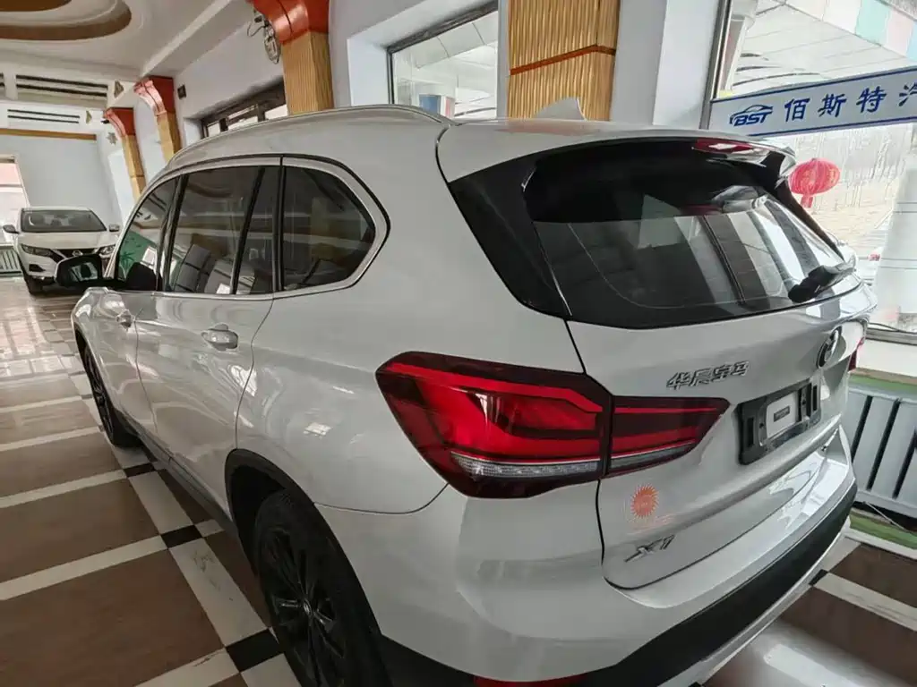 BMW X1 2021 sDrive20Li Fashion Model купить на сайте DeffCars