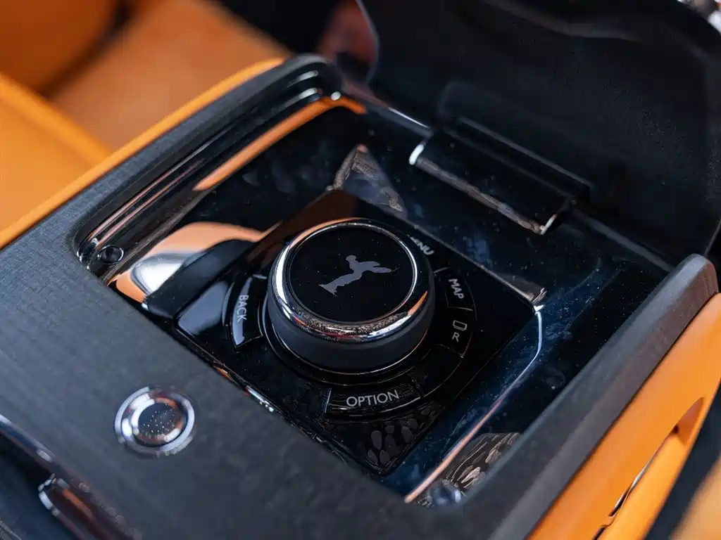 Cullinan 2024 four-seat version купить на сайте DeffCars