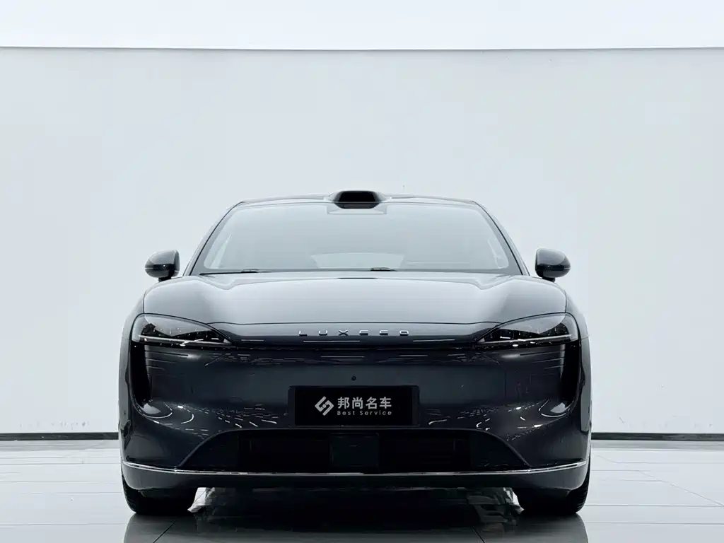 Zhijie R7 2025 extended range 251km Max купить на сайте DeffCars
