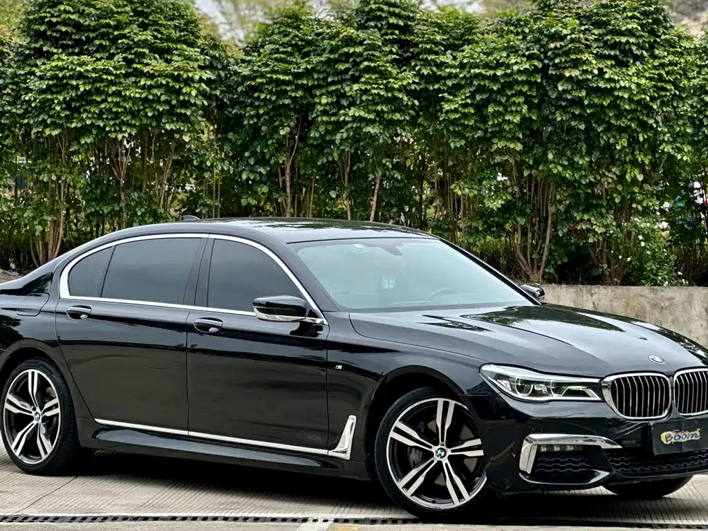 BMW 7 Series 2018 740Li Leading M Sports Package купить на сайте DeffCars