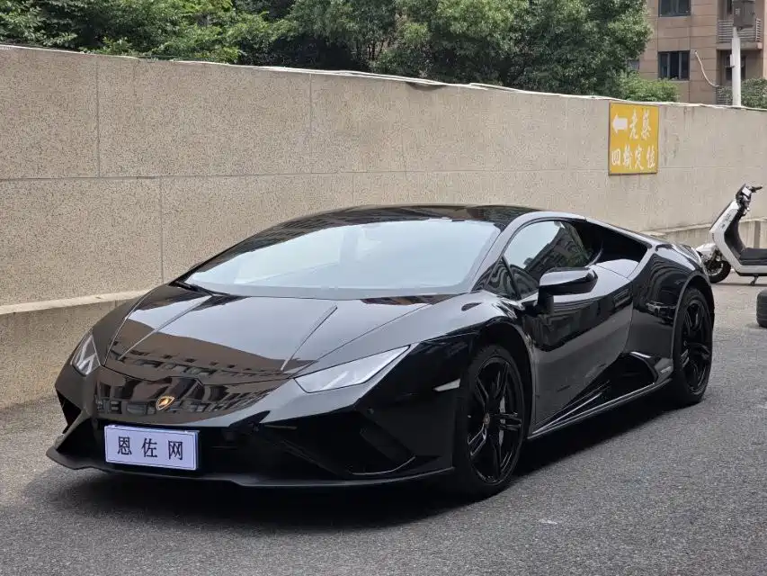 Huracán 2020 Huracán EVO RWD купить на сайте DeffCars