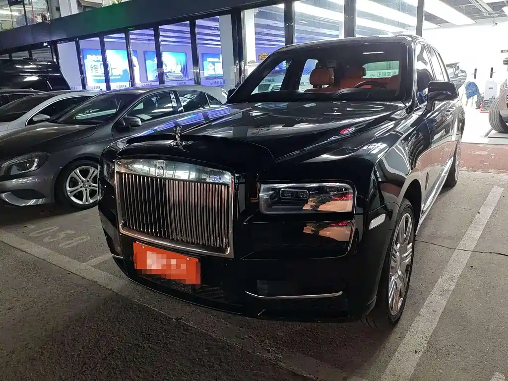 Cullinan 2018 four-seat version купить на сайте DeffCars