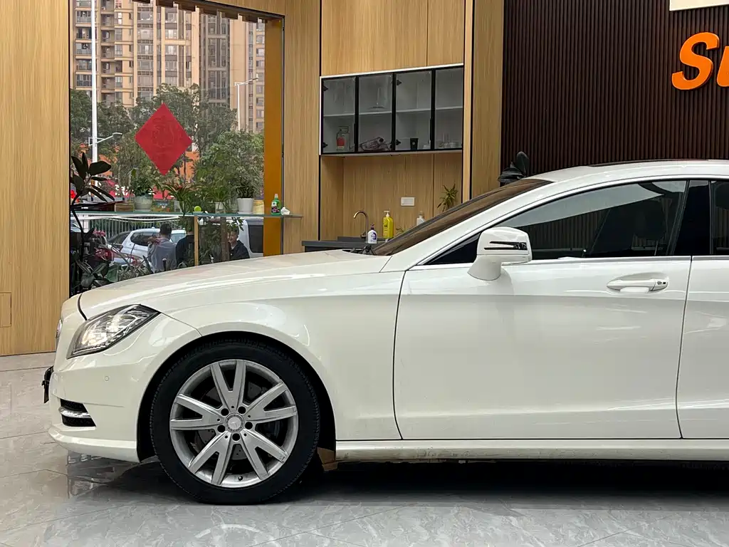 Mercedes-Benz CLS 2012 CLS 300 CGI купить на сайте DeffCars