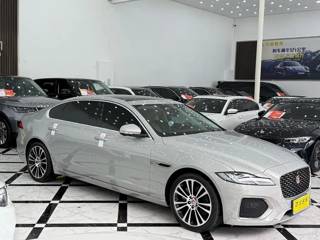 Jaguar XFL 2024 2.0T P250 two-wheel drive exclusive luxury version купить на сайте DeffCars
