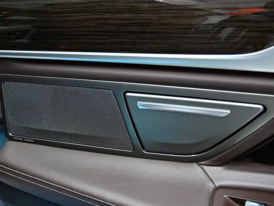 BMW 7 Series 2021 730Li Luxury Package купить на сайте DeffCars