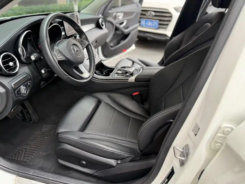 Mercedes-Benz C-Class 2018 C 200 L Sports Edition купить на сайте DeffCars