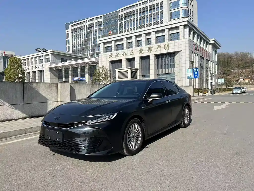 Camry 2024 Shuangqing 2.0HGVP Deluxe Edition купить на сайте DeffCars