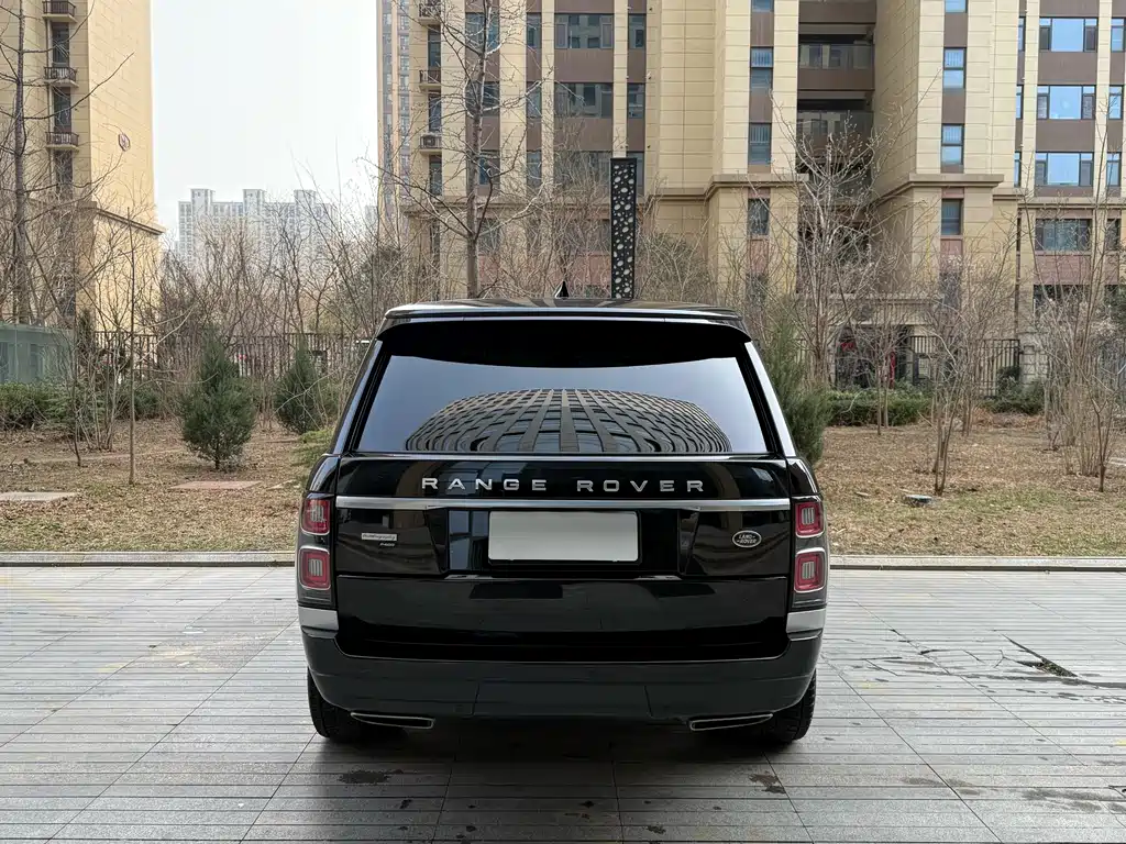 Range Rover 2022 3.0 L6 400PS Honor Creation Extended Edition купить на сайте DeffCars