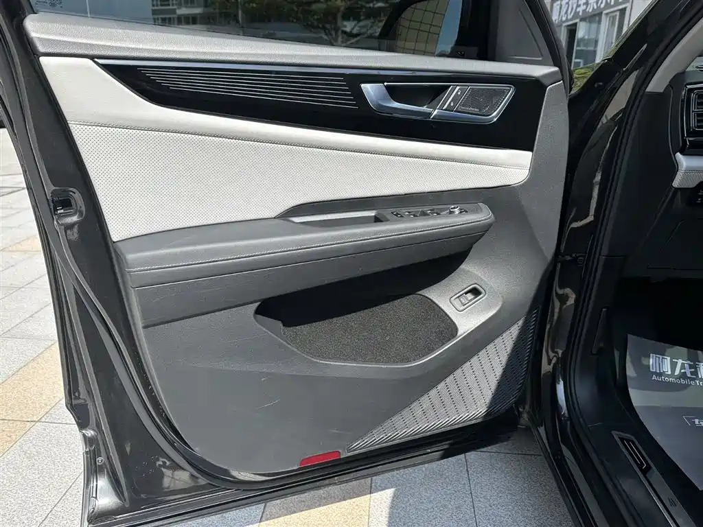 Touron 2022 Touron X 380TSI four-wheel drive respected flagship version купить на сайте DeffCars