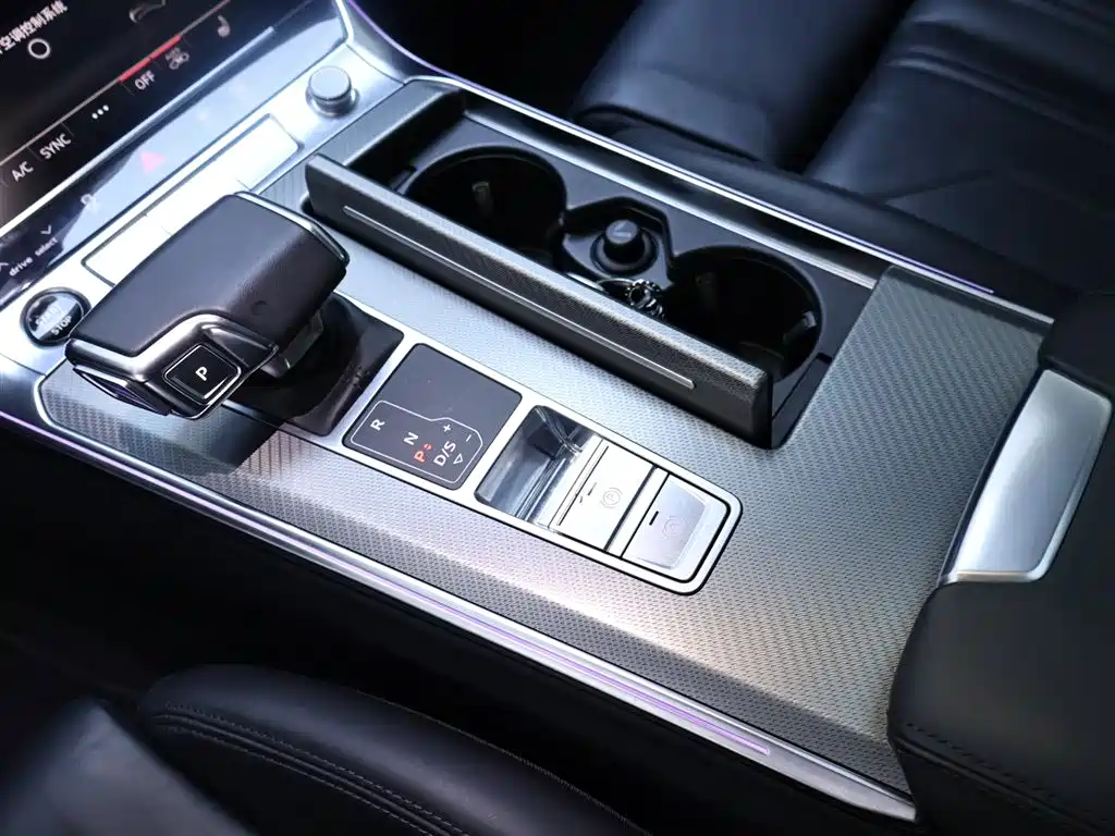 Audi A7 2022 45 TFSI Premium Selection купить на сайте DeffCars