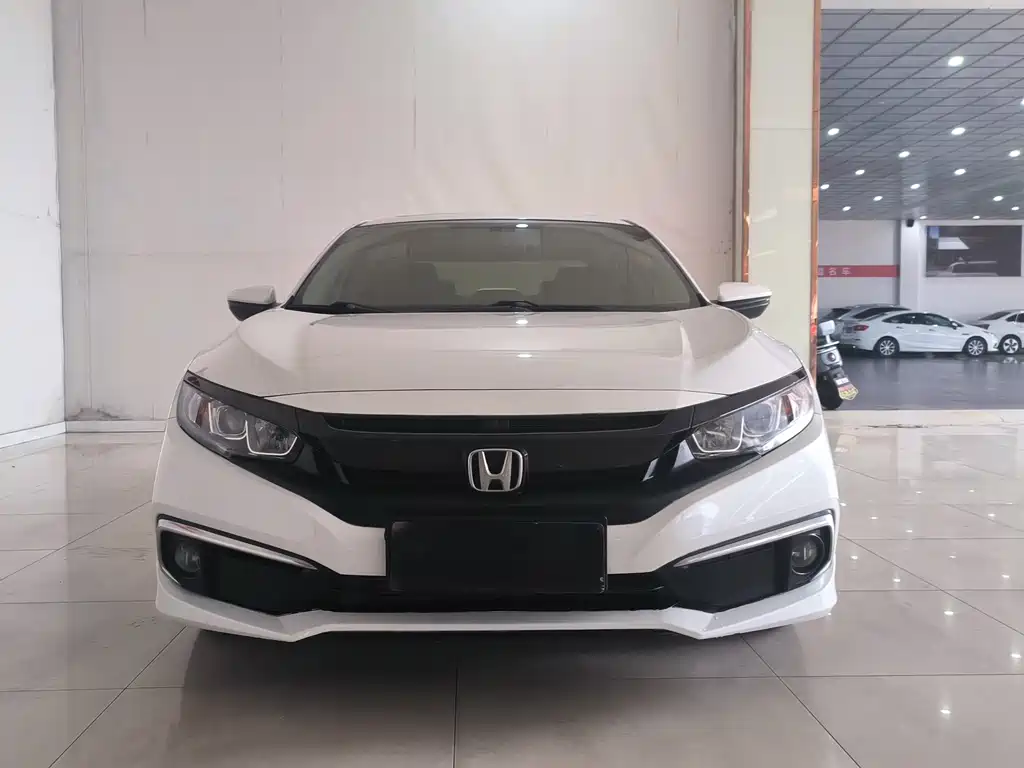 Civic 2019 220TURBO CVT Dynamic Edition National V купить на сайте DeffCars