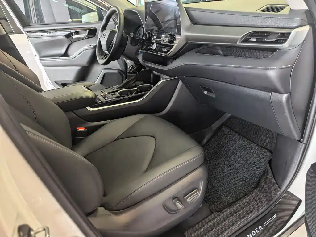Highlander 2022 dual engine 2.5L four-wheel drive premium version 7 seats купить на сайте DeffCars