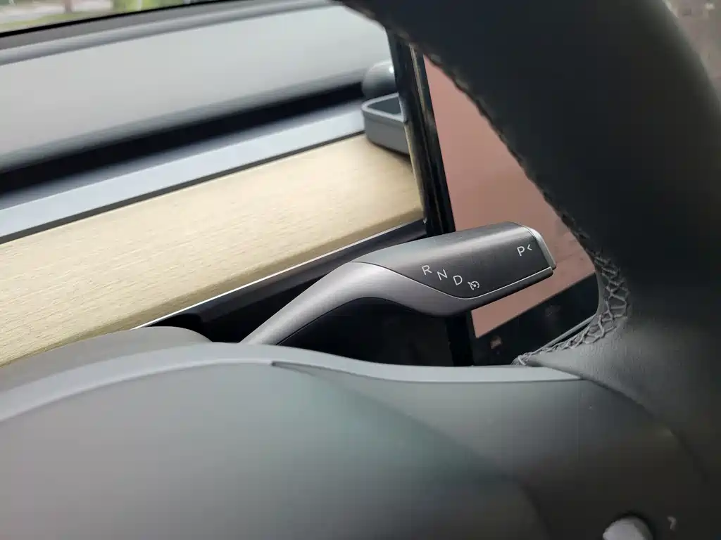 Model Y 2022 facelift rear-wheel drive version купить на сайте DeffCars