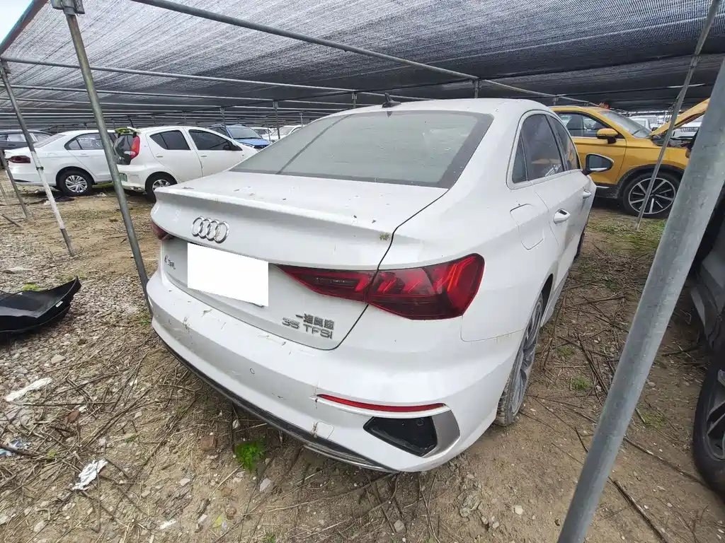 Audi A3 2023 A3L Limousine 35 TFSI Fashionable and Sporty купить на сайте DeffCars